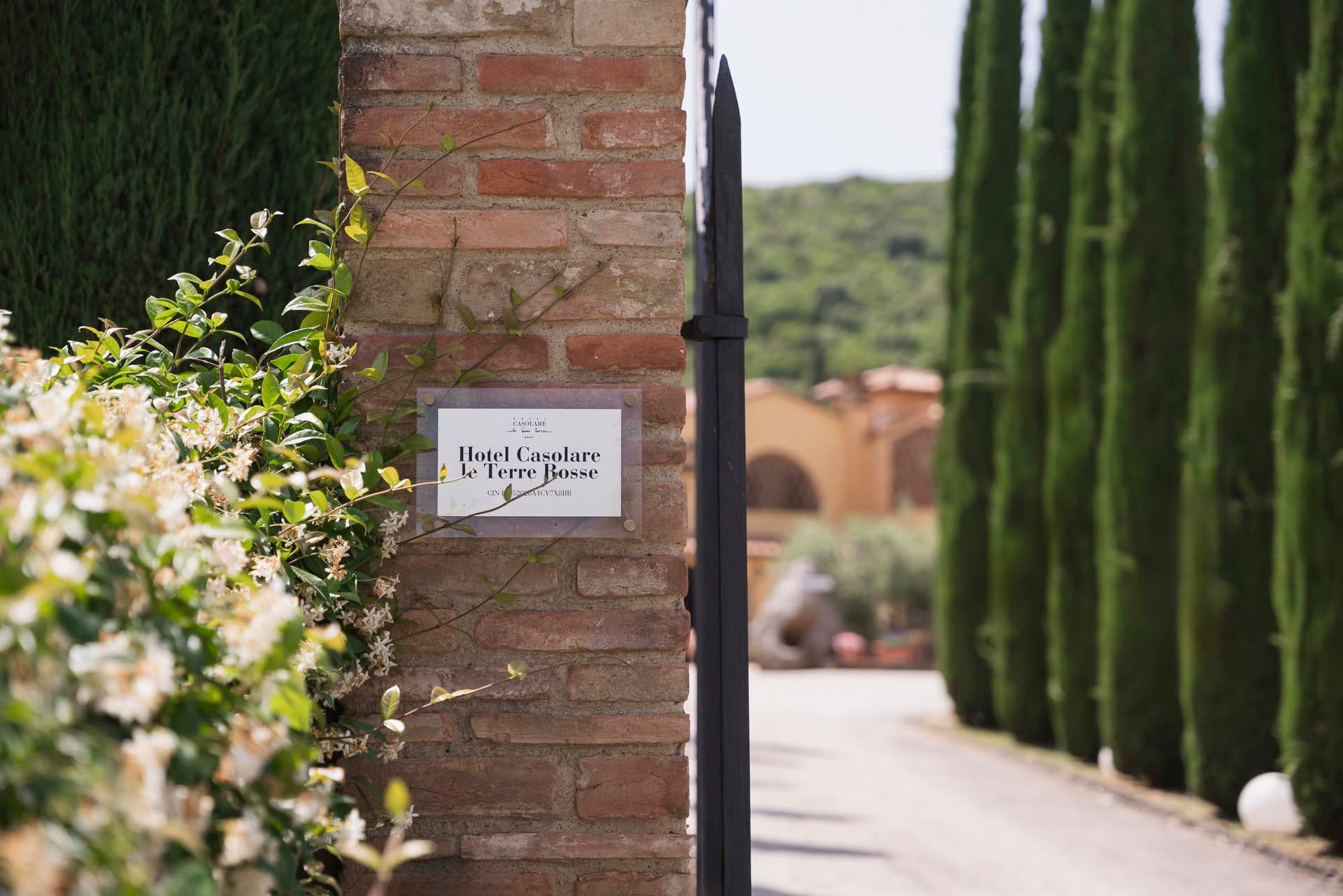 Esterni Casolare Terre Rosse Sangimignano 010