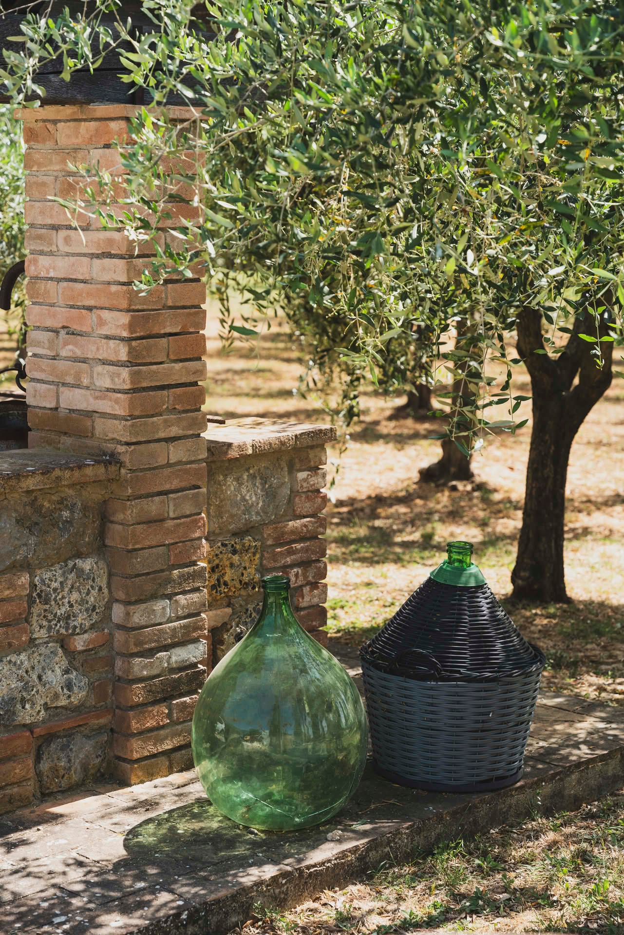 Esterni Casolare Terre Rosse Sangimignano 02